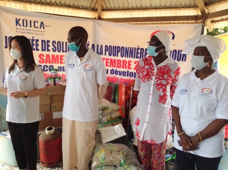 La KOICA et L'ALASCO offre un important lot de nourriture et de kits sanitaire a la pouponnière de Mbour