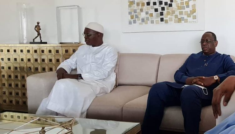 Décès de la mère de Khalifa Sall : Macky Sall présente ses condoléances chez l’ex maire