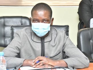 Dr Babacar Guèye dénonce la mafia qui fait le tour des domiciles pour vendre des tests Tdr à 10 000 francs