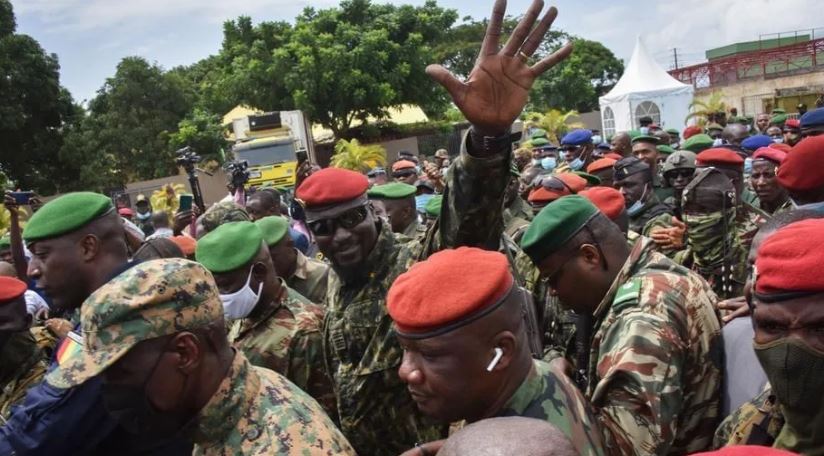 Guinée: Le CNRD annonce le gel temporaire des opérations de retrait sur les comptes bancaires des anciens ministres et hauts cadres
